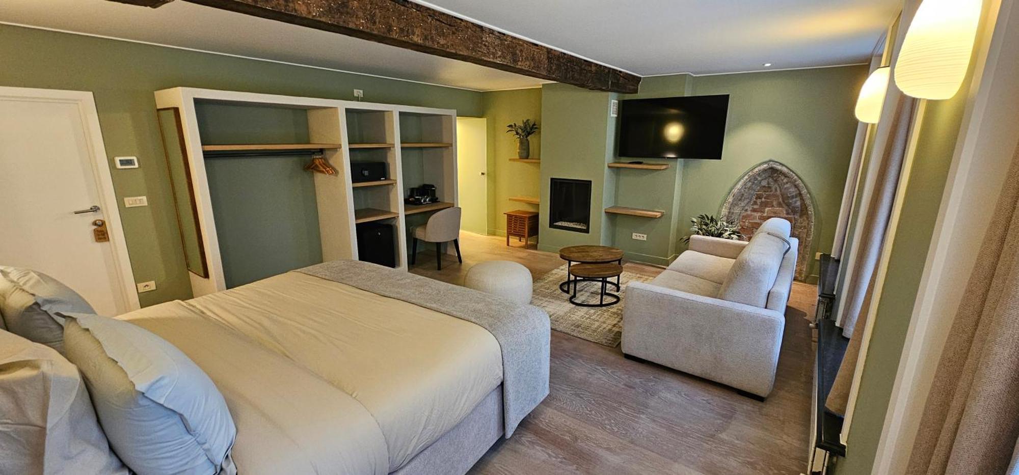 ברוז' Guesthouse Bonheure מראה חיצוני תמונה